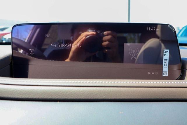 Photo of 2024 Snowflake White Pearl Mazda CX-30
