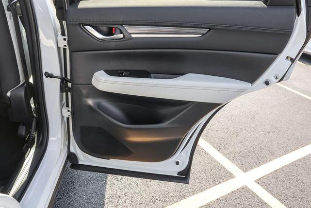 Photo of 2020 Snowflake White Pearl Mazda CX-5