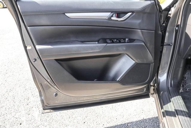 Photo of 2017 Machine Gray Metallic Mazda CX-5