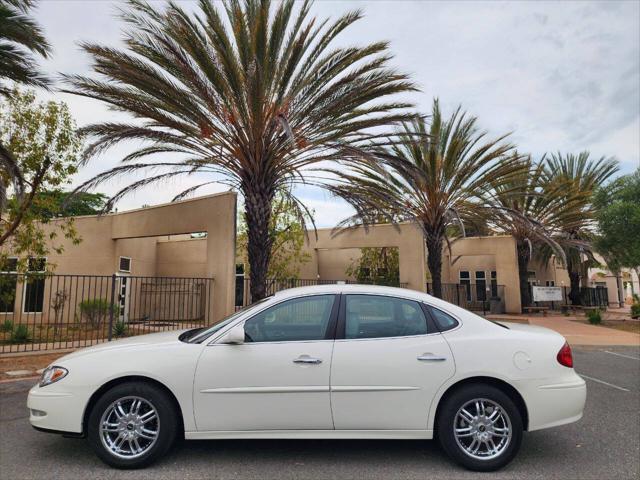 Photo of 2005 White Opal Buick LaCrosse