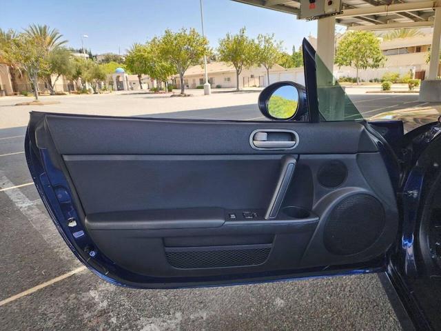 Photo of 2010 Stormy Blue Mica Mazda MX-5 Miata