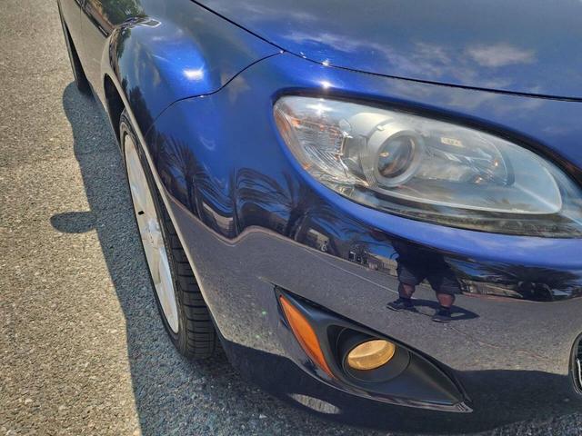 Photo of 2010 Stormy Blue Mica Mazda MX-5 Miata