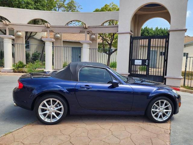 Photo of 2010 Stormy Blue Mica Mazda MX-5 Miata