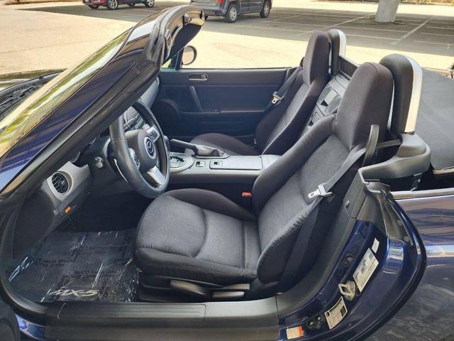 Photo of 2010 Stormy Blue Mica Mazda MX-5 Miata