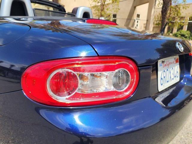 Photo of 2010 Stormy Blue Mica Mazda MX-5 Miata
