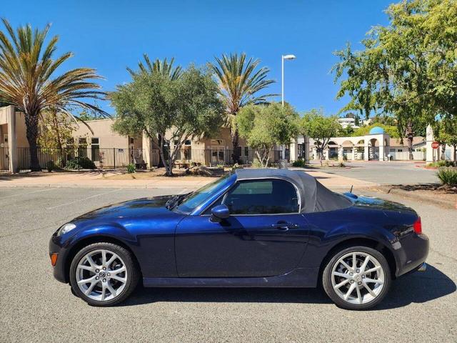 Photo of 2010 Stormy Blue Mica Mazda MX-5 Miata