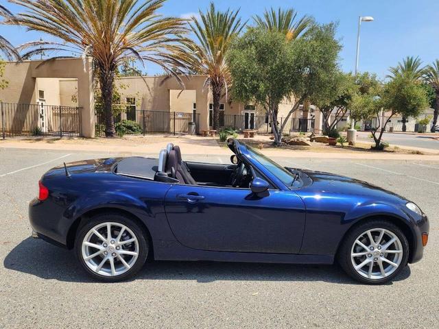 Photo of 2010 Stormy Blue Mica Mazda MX-5 Miata