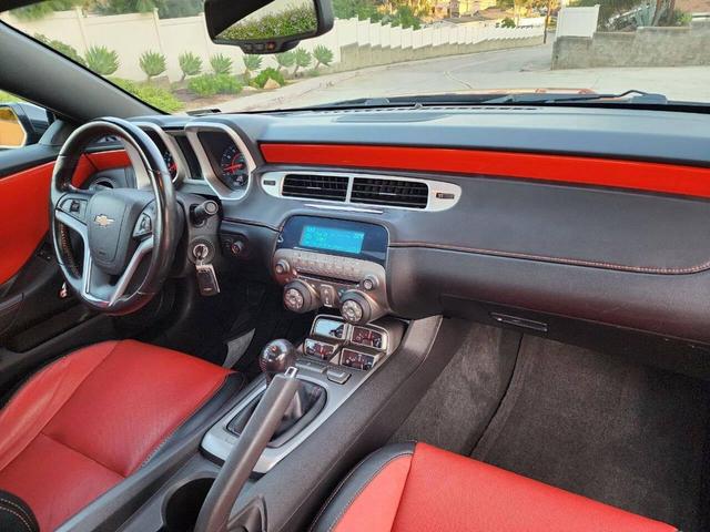 Photo of 2012 Black Chevrolet Camaro