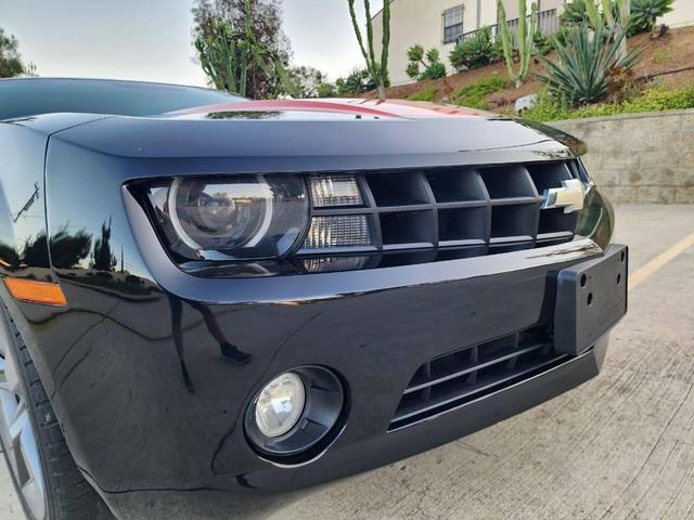 Photo of 2012 Black Chevrolet Camaro
