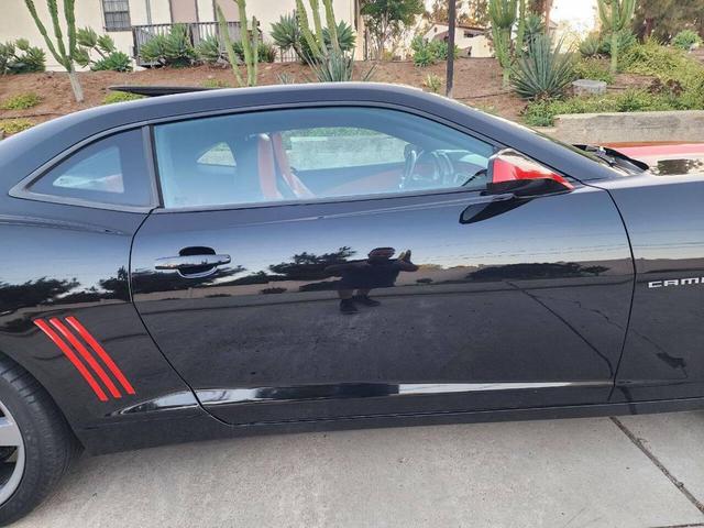 Photo of 2012 Black Chevrolet Camaro