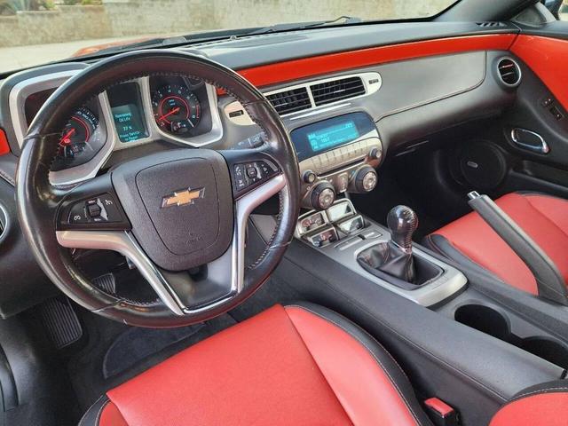 Photo of 2012 Black Chevrolet Camaro