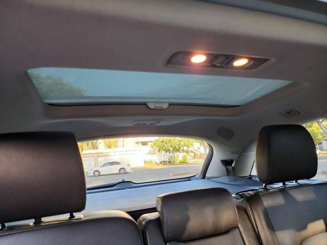 Photo of 2012 Gray Audi Q7