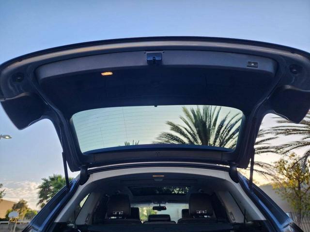 Photo of 2012 Gray Audi Q7