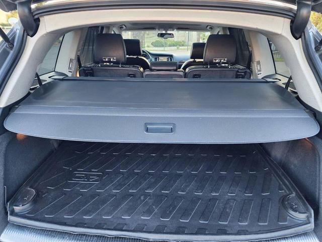 Photo of 2012 Gray Audi Q7