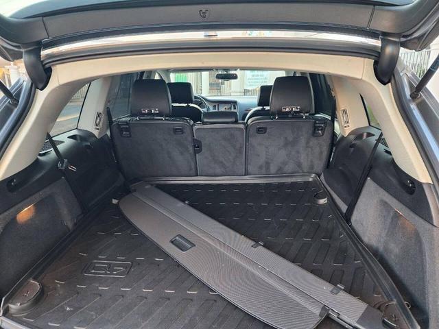 Photo of 2012 Gray Audi Q7