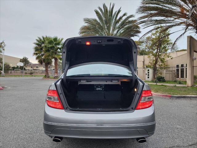 Photo of 2008 Steel Gray Metallic Mercedes-Benz C-Class