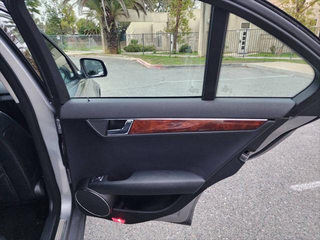 Photo of 2008 Steel Gray Metallic Mercedes-Benz C-Class