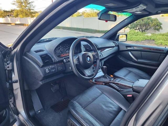 Photo of 2005 Sterling Gray Metallic BMW X5