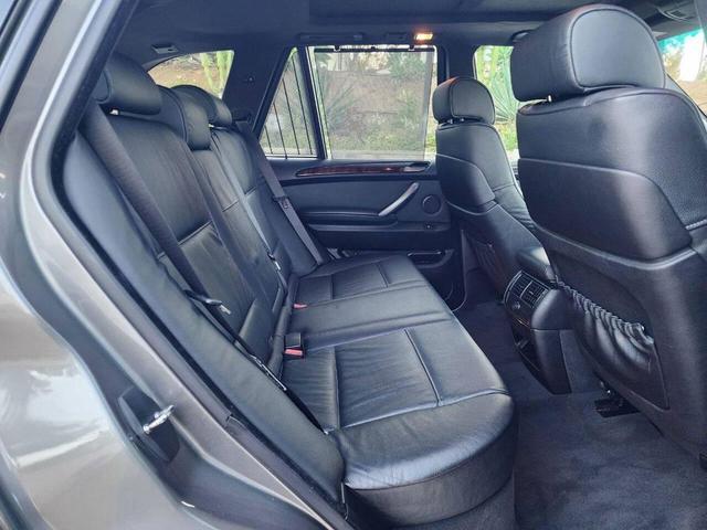 Photo of 2005 Sterling Gray Metallic BMW X5
