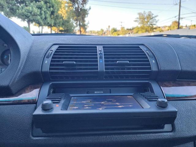 Photo of 2005 Sterling Gray Metallic BMW X5