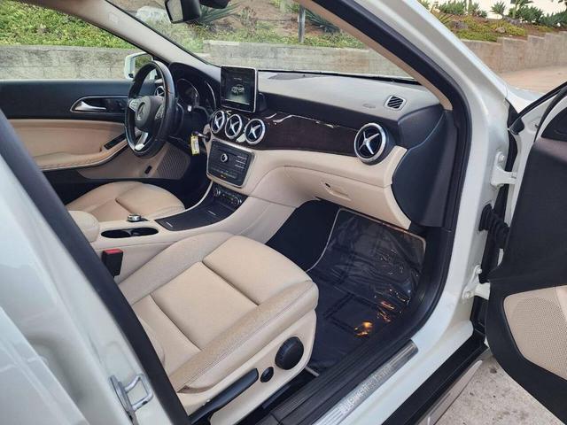 Photo of 2016 Cirrus White Mercedes-Benz GLA-Class