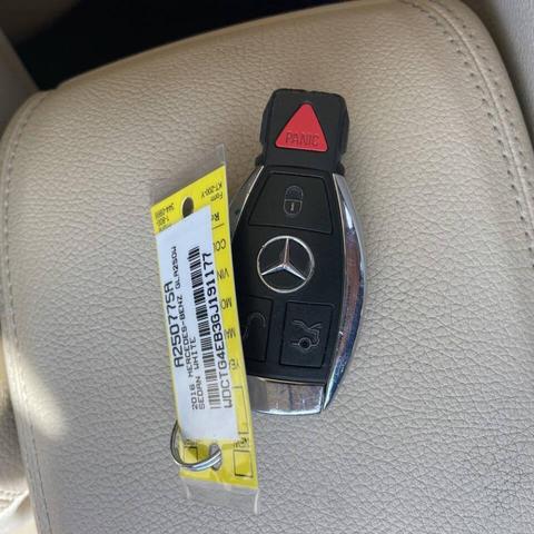 Photo of 2016 Cirrus White Mercedes-Benz GLA-Class