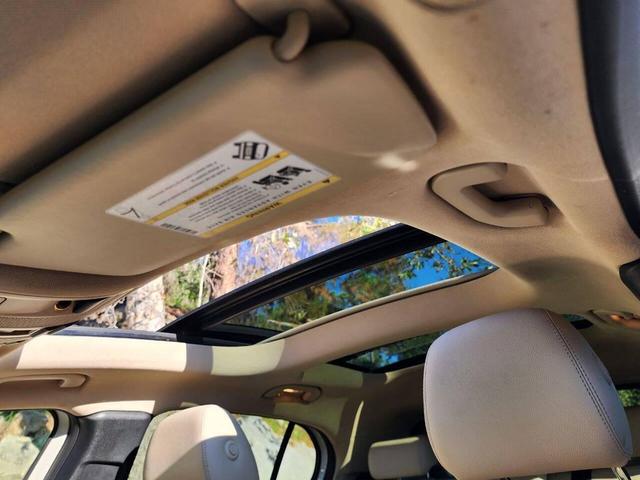 Photo of 2016 Cirrus White Mercedes-Benz GLA-Class