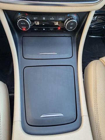 Photo of 2016 Cirrus White Mercedes-Benz GLA-Class