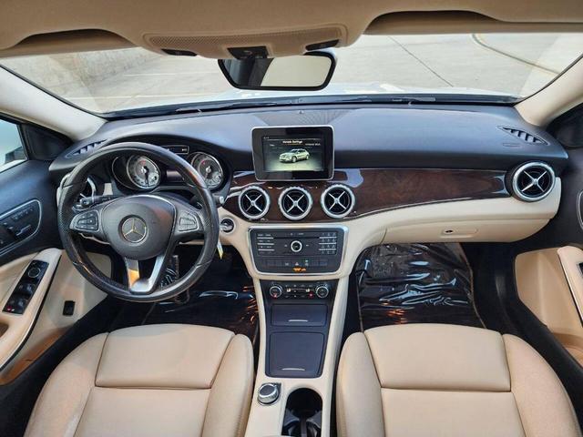 Photo of 2016 Cirrus White Mercedes-Benz GLA-Class