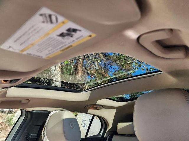 Photo of 2016 Cirrus White Mercedes-Benz GLA-Class