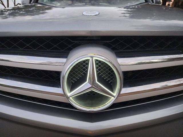 Photo of 2011 Steel Gray Metallic Mercedes-Benz GLK-Class