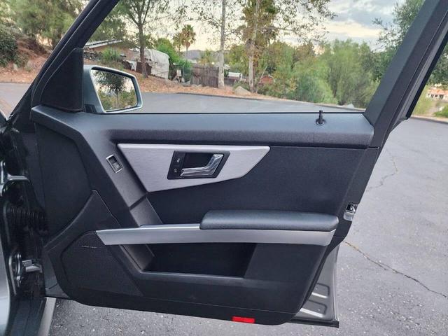 Photo of 2011 Steel Gray Metallic Mercedes-Benz GLK-Class