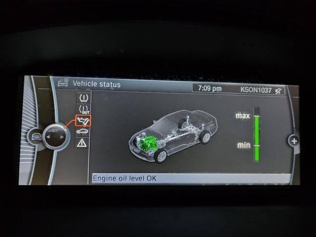 Photo of 2010 Gray BMW 535