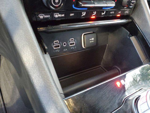 Photo of 2023 Bright White Clearcoat Jeep Grand Cherokee L