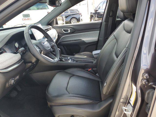 Photo of 2024 Baltic Gray Metallic Clearcoat Jeep Compass