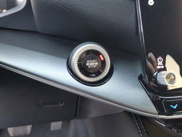 Photo of 2025 Diamond Black Crystal Pearlcoat Jeep Wagoneer L
