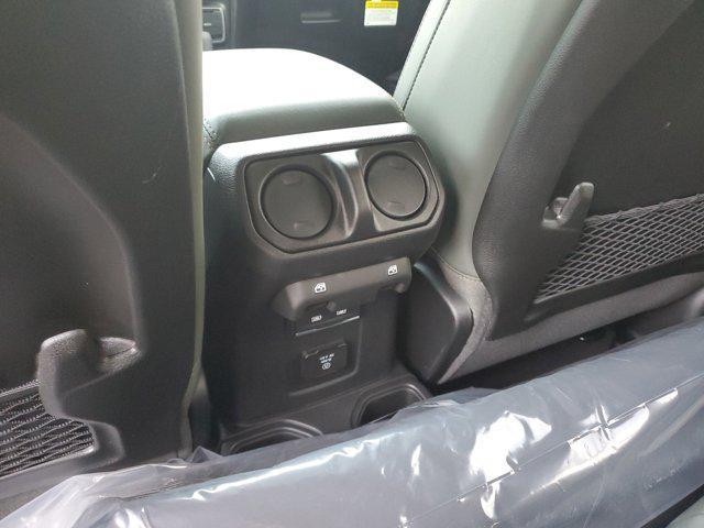 Photo of 2025 Black Clearcoat Jeep Gladiator