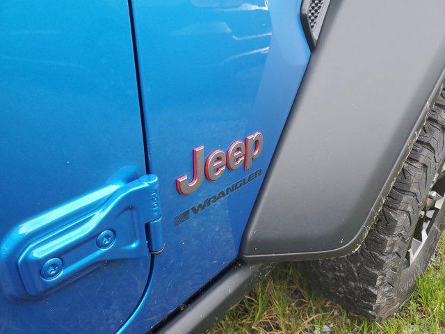 Photo of 2025 Hydro Blue Pearlcoat Jeep Wrangler