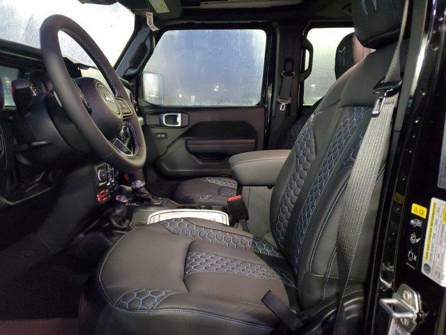 Photo of 2025 Black Clearcoat Jeep Wrangler