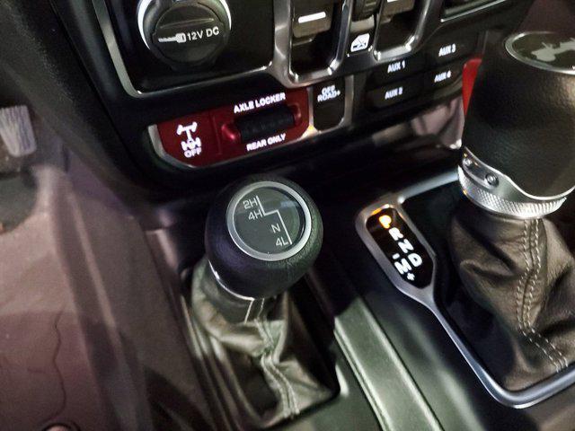 Photo of 2025 Black Clearcoat Jeep Wrangler