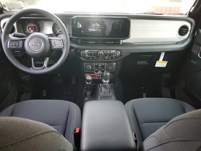 Photo of 2025 Black Clearcoat Jeep Gladiator