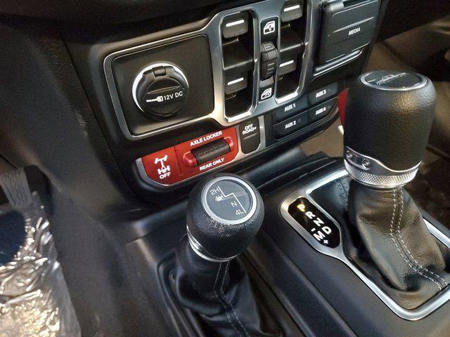 Photo of 2025 Black Clearcoat Jeep Gladiator
