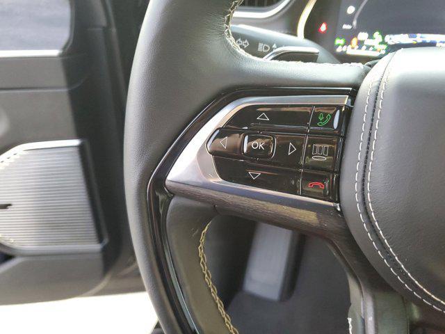 Photo of 2024 Rocky Mountain Pearlcoat Jeep Grand Cherokee 4xe