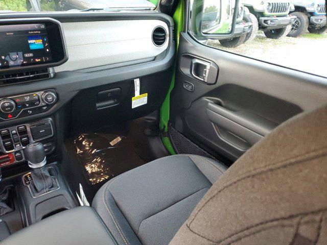 Photo of 2025 Mojito Clearcoat Jeep Wrangler