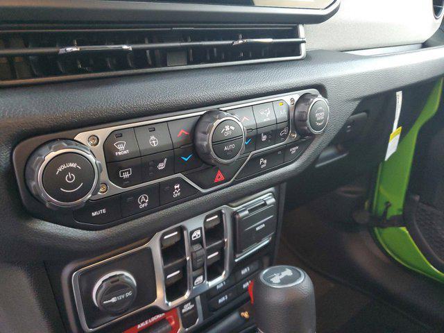 Photo of 2025 Mojito Clearcoat Jeep Wrangler