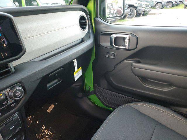 Photo of 2025 Mojito Clearcoat Jeep Wrangler