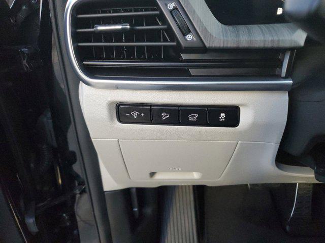 Photo of 2024 Ebony Black Kia Telluride