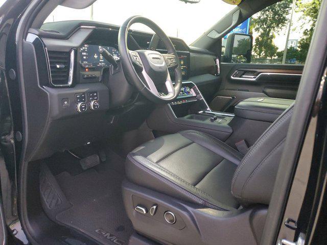 Photo of 2024 Onyx Black GMC Sierra 3500