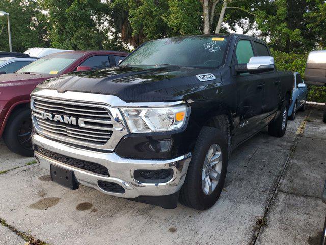 Photo of 2024 Diamond Black Crystal Pearlcoat RAM 1500