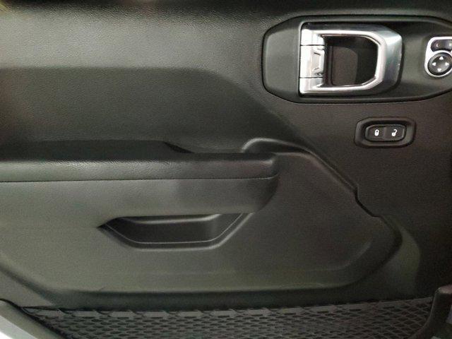 Photo of 2025 Anvil Clearcoat Jeep Wrangler